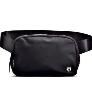 NWT Lululemon Belt Bag Black